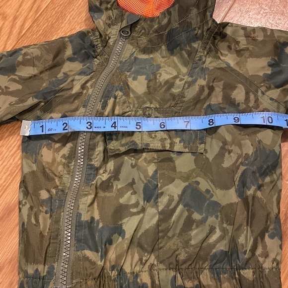 JOE Fresh Baby Camo Full Zip Jacket with Hood  (3-6 Months) Springtime - Picture 10 of 11